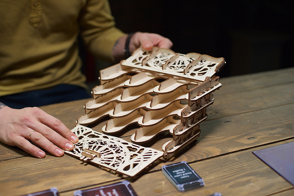 Ugears Card Holder - Bild 2
