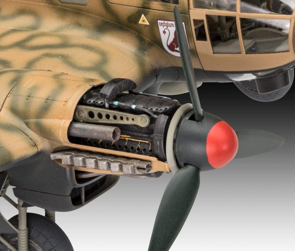 1:48 HEINKEL HE111 H-6 - Bild 4